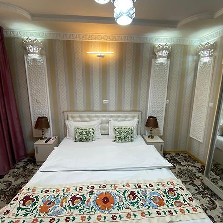 Retro Boutique Hotel Samarkand Exteriör bild